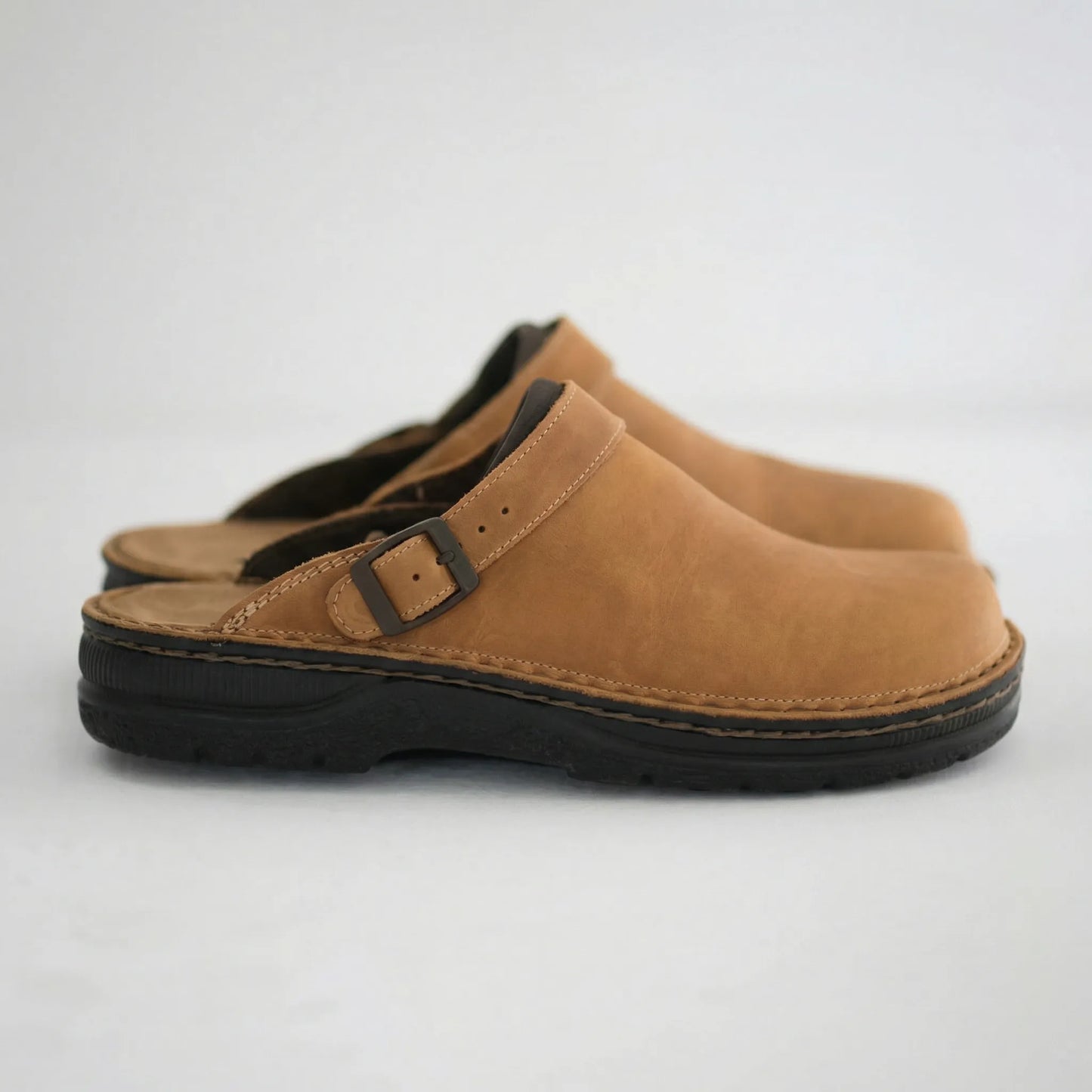 Henrikoze - Mens Slip On Clogs