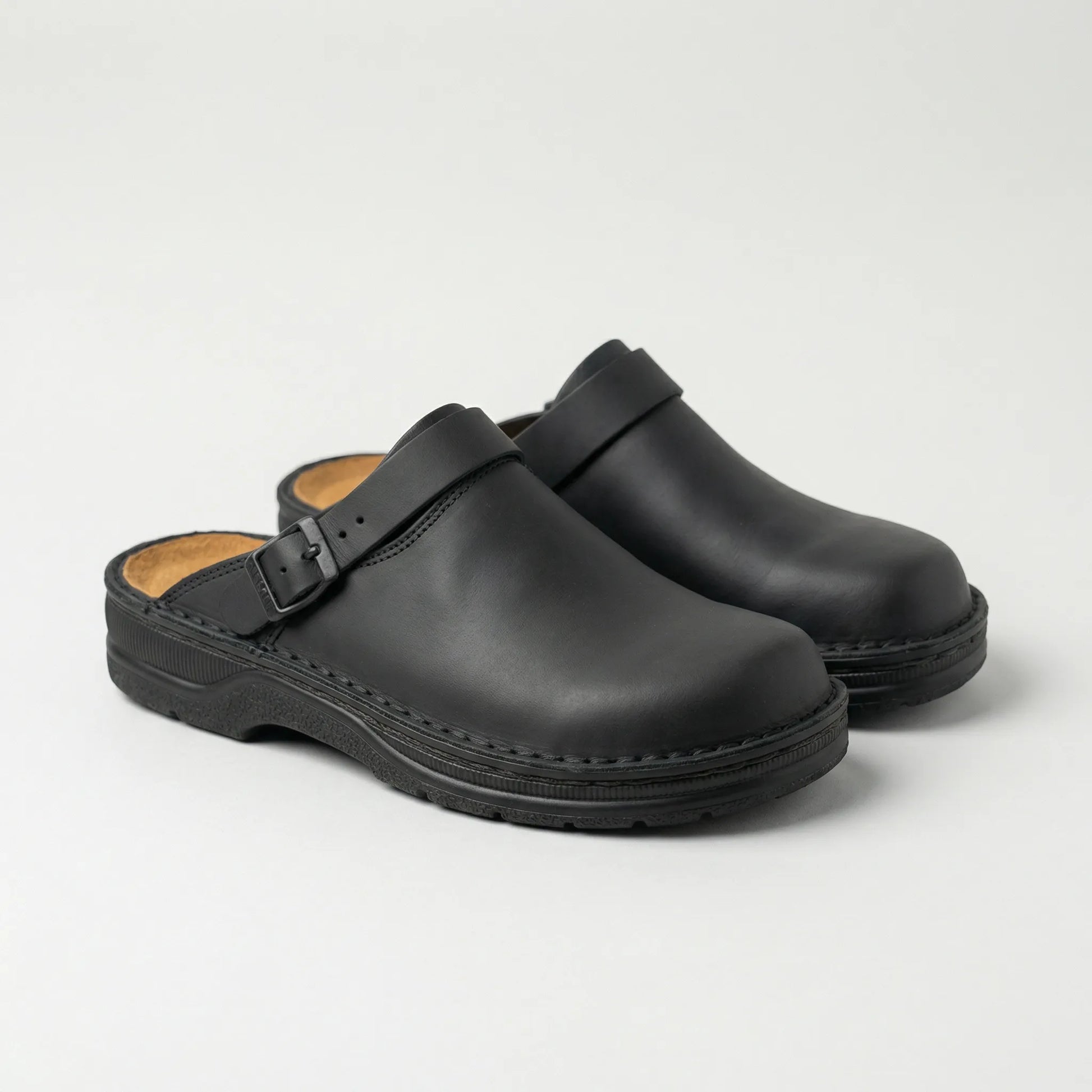 Henrikoze - Mens Slip On Clogs