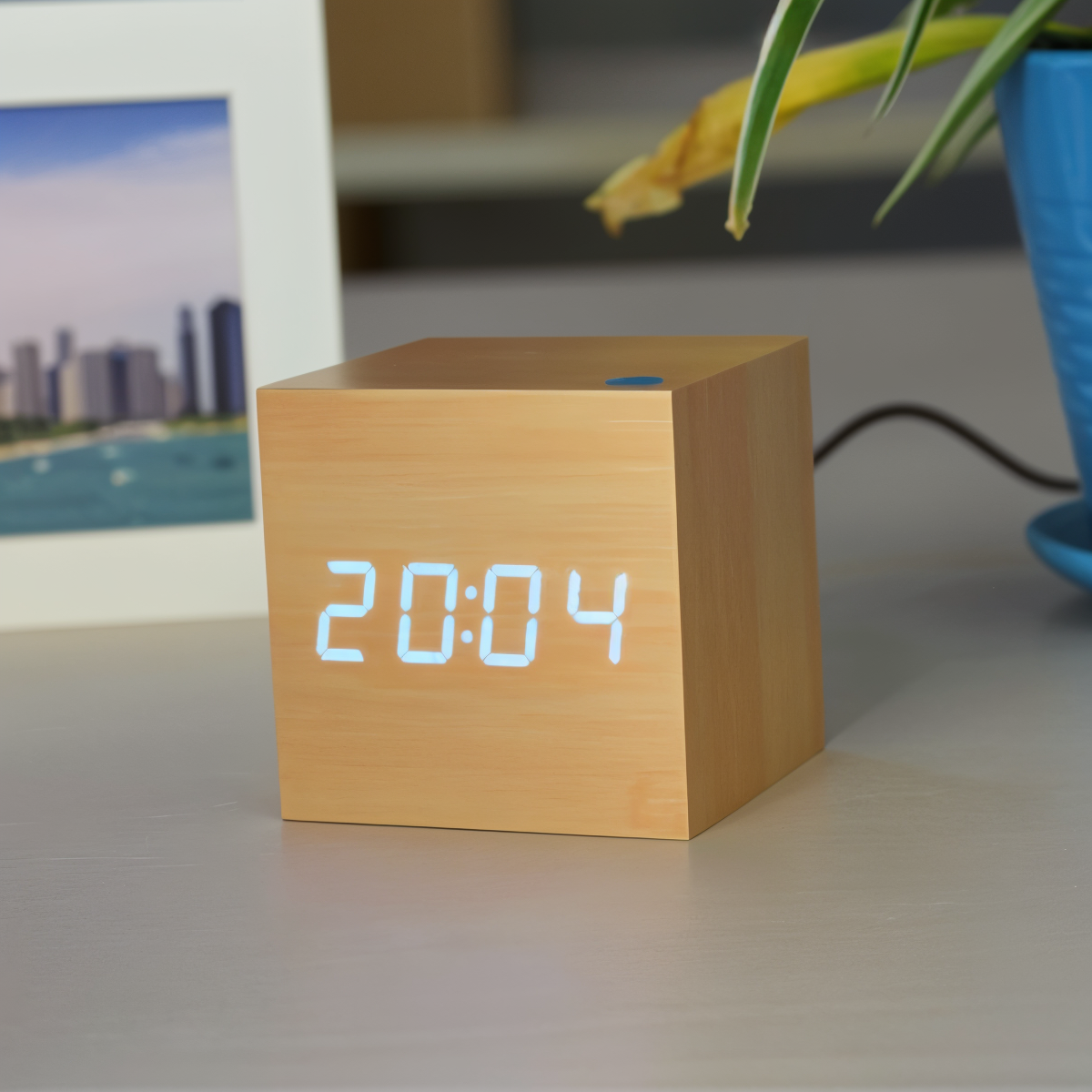 WoodTime | Elegant Digital LED Wood Clock