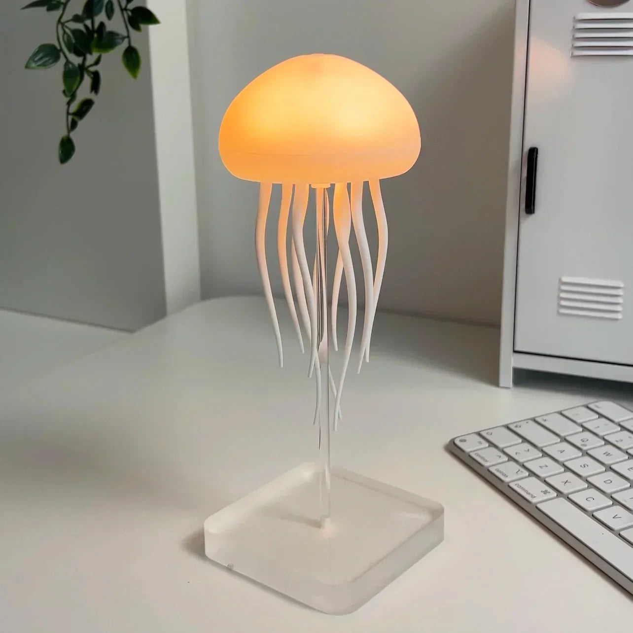 JellyJive | Jellyfish Lamp – Soft LED Light & Calming Motion