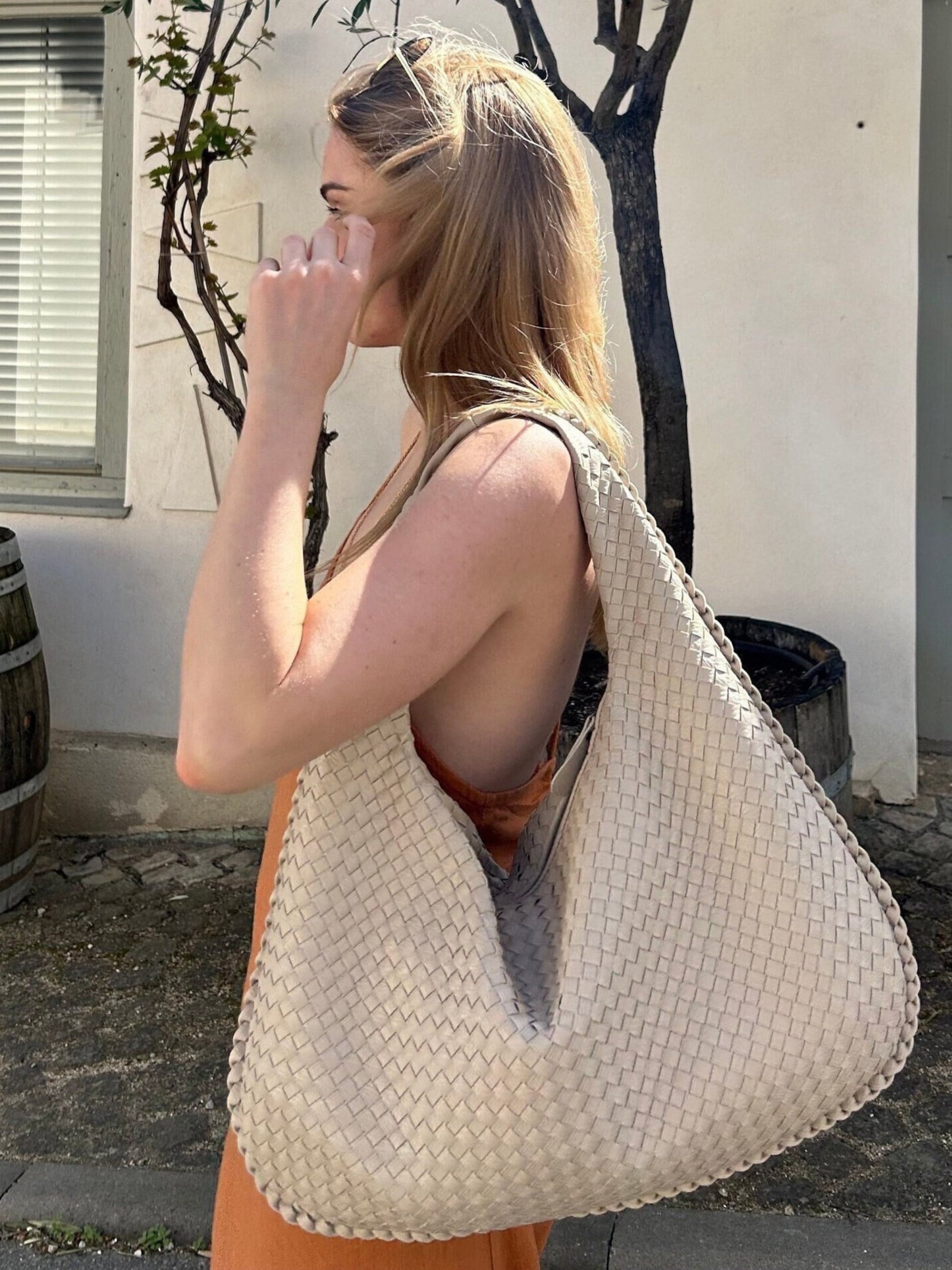 Intrica - Woven Shoulder Bag