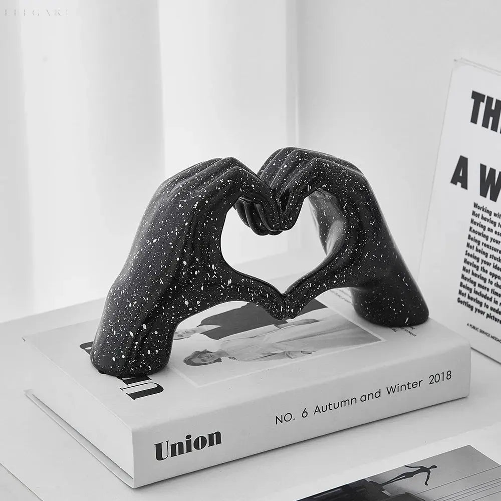 HeartHands | Artistic Heart-Shaped Statue