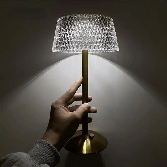 LuminRetro | Wireless Retro Designer Table Lamp1