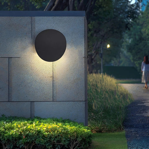 LunaBeam | Elegant Wall Light1