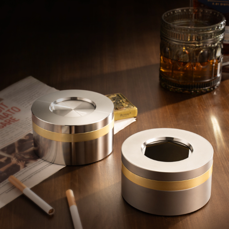 AshSafe | Wind-resistant Stainless Steel Ashtray with Rotating Lid