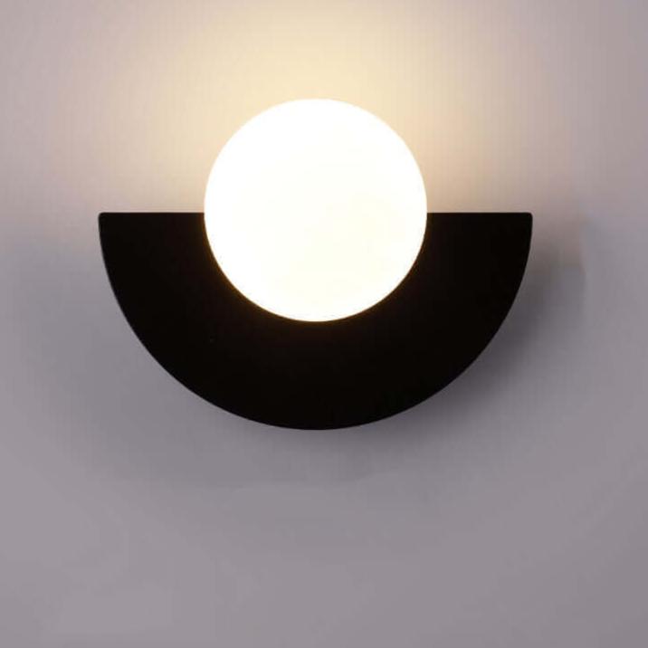 MoonBeam | Modern Crescent Wall Lamp2