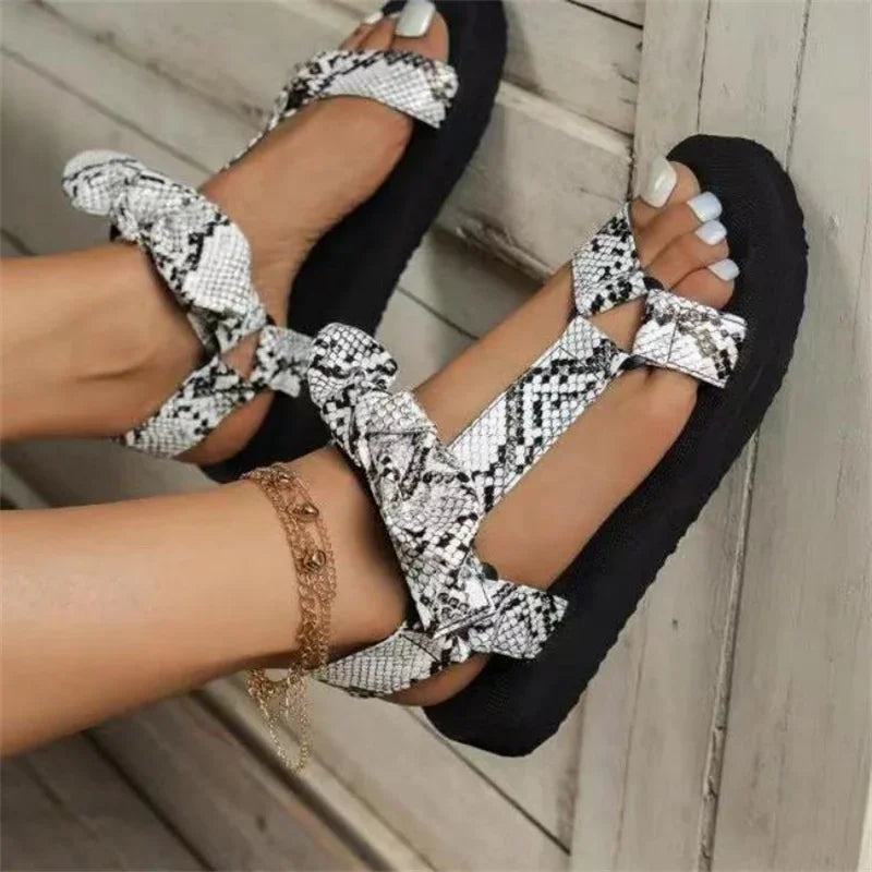 Delia | Flat Summer Sandals with Leopard Print