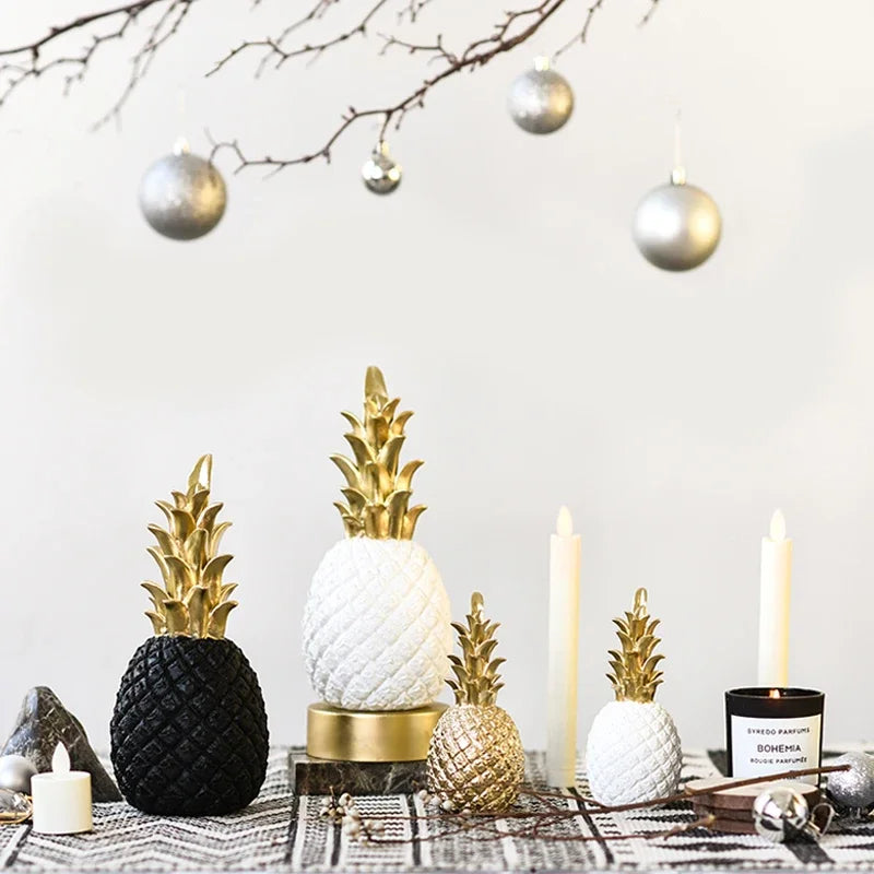 Pinetro - Textured Two-Tone Decorative Ornament