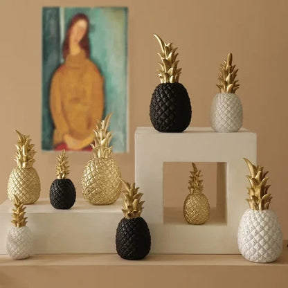 Pinetro - Textured Two-Tone Decorative Ornament
