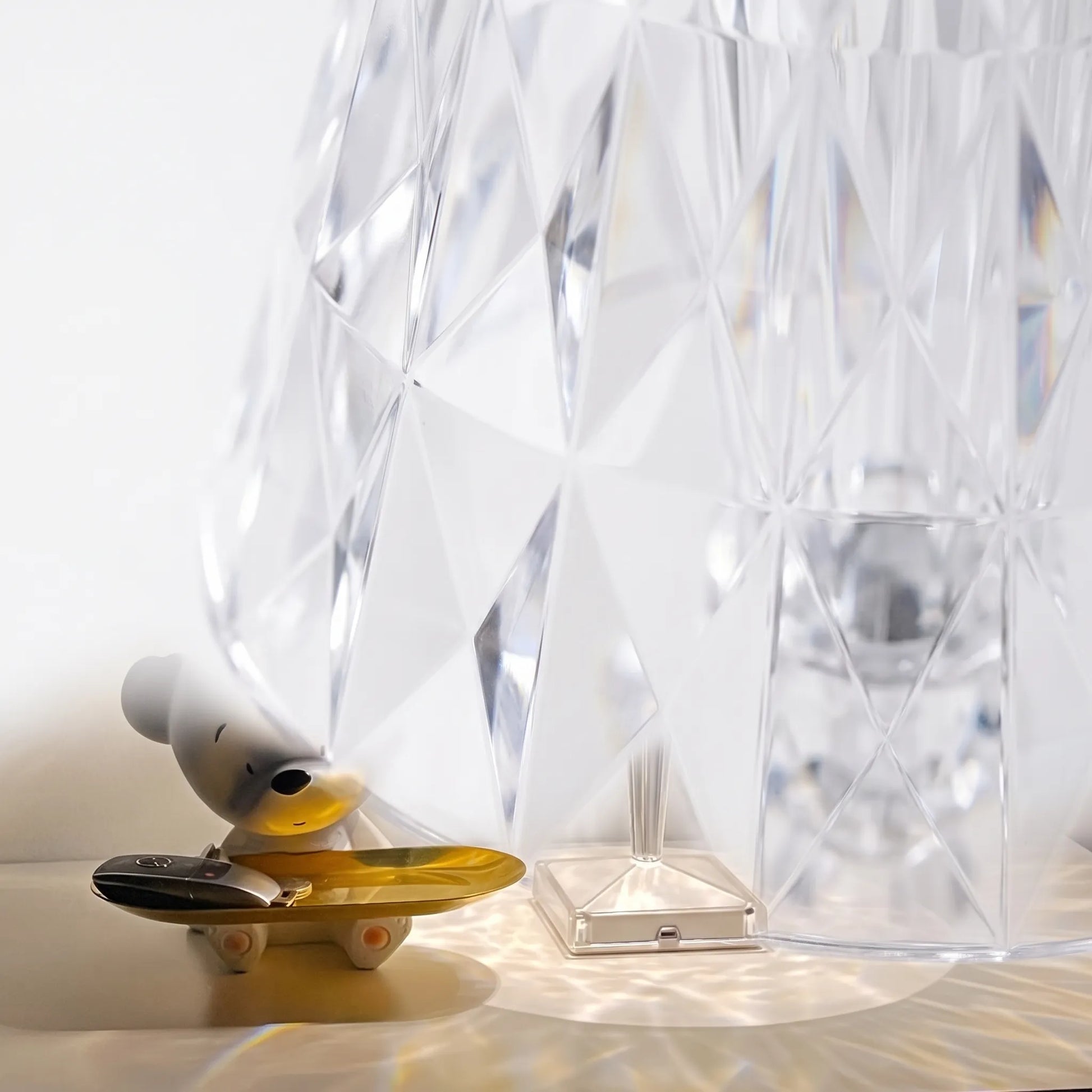 Prismora - Faceted Rechargeable Table Lamp