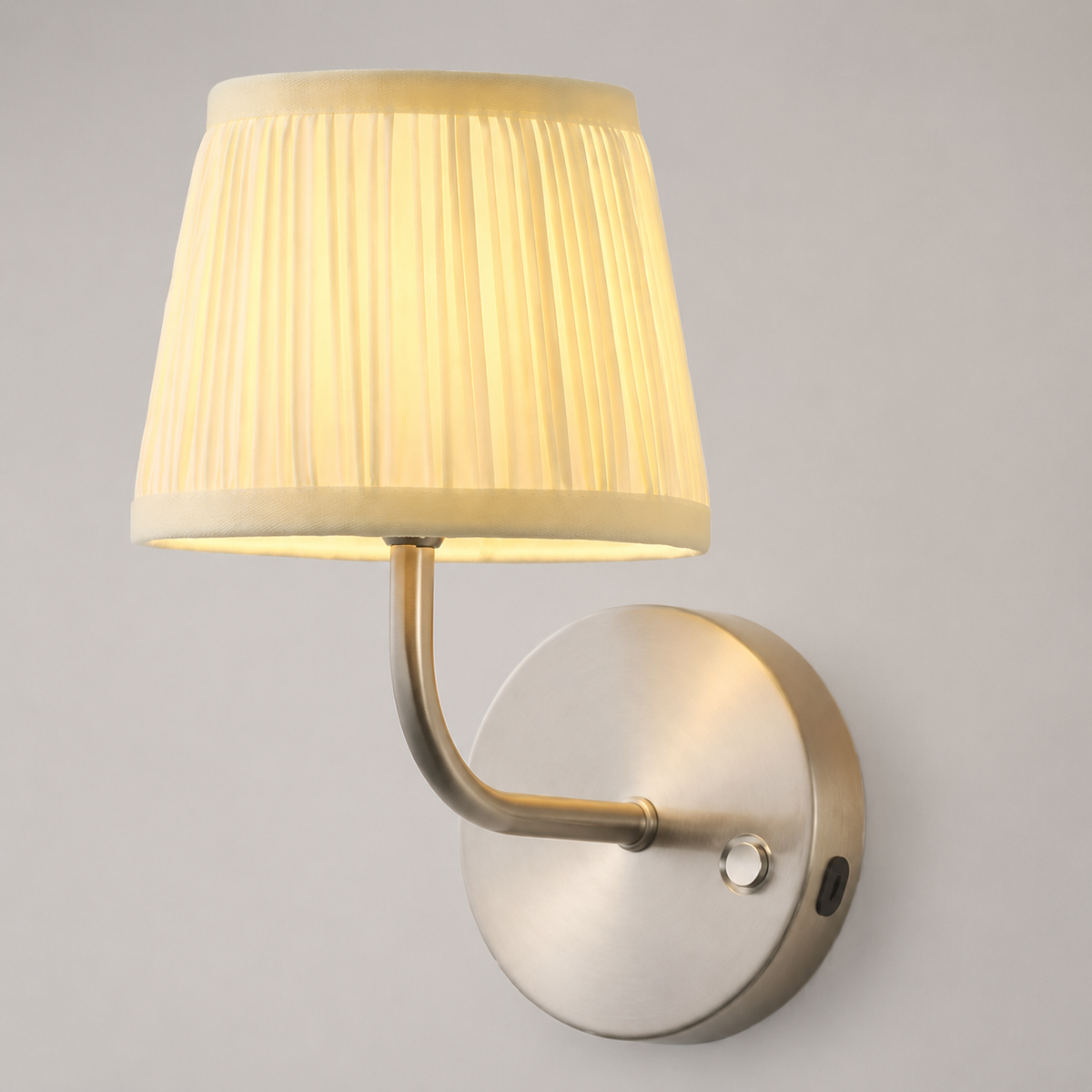 Radiant - Battery Operated Wall Lamp