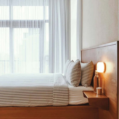 LuxeGlobe | Modern luxury glass wall lamp