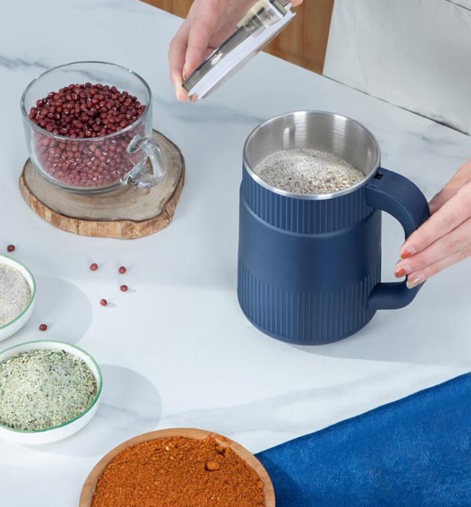 GrainMate | Compact grain mill for fresh flour