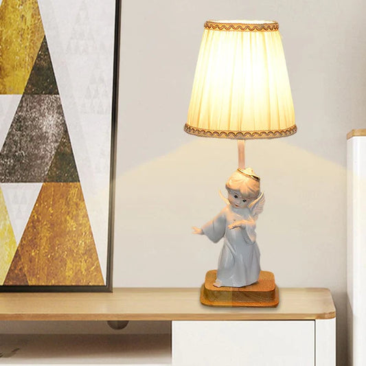 SeraphicShade | Playful Table Lighting1