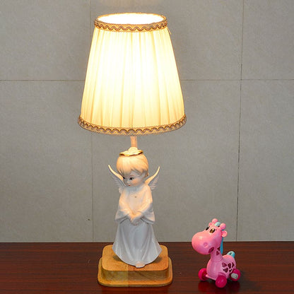 SeraphicShade | Playful Table Lighting3