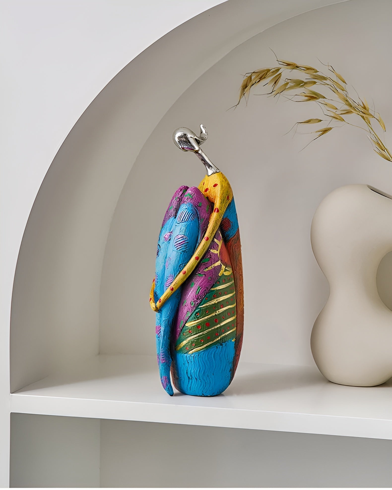 SereneSilhouette | Elegant Body Resin Statue1