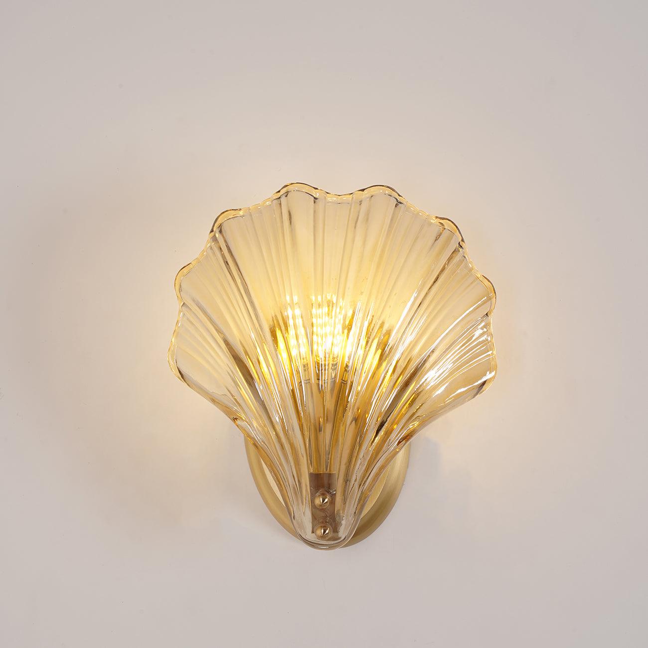 ShellGlow | Elegant Seashell-Shaped Wall Lamp