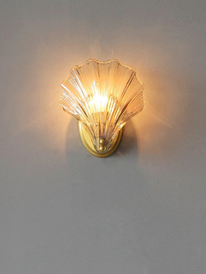 ShellGlow | Elegant Seashell-Shaped Wall Lamp