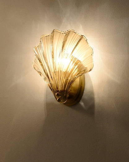 ShellGlow | Elegant Seashell-Shaped Wall Lamp