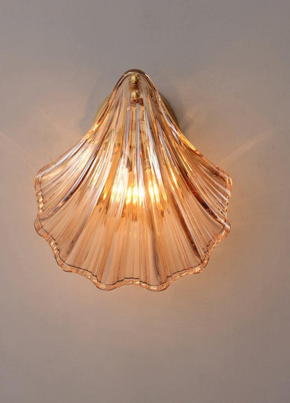 ShellGlow | Elegant Seashell-Shaped Wall Lamp