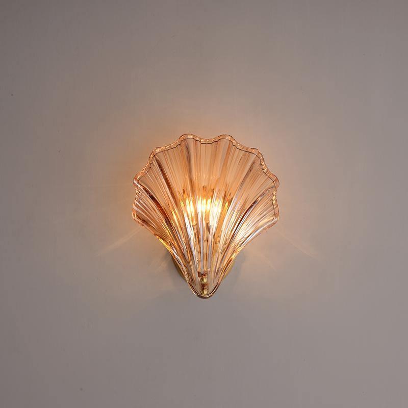 ShellGlow | Elegant Seashell-Shaped Wall Lamp