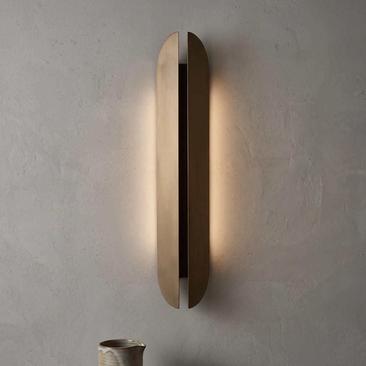 Solstia - Modern Wall Lamp