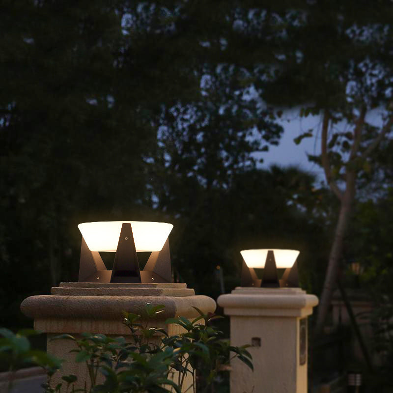 Solvyr - Modern Geometric Outdoor Solar Lantern
