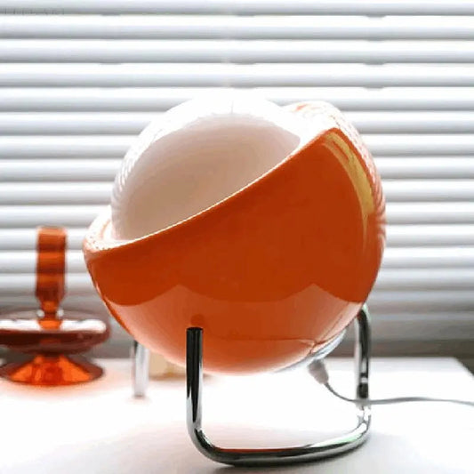 SpotLight | Vintage-inspired Retro Nordic Desk Lamp1