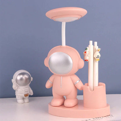 StarVoyager | Creative Astronaut Table Lamp3