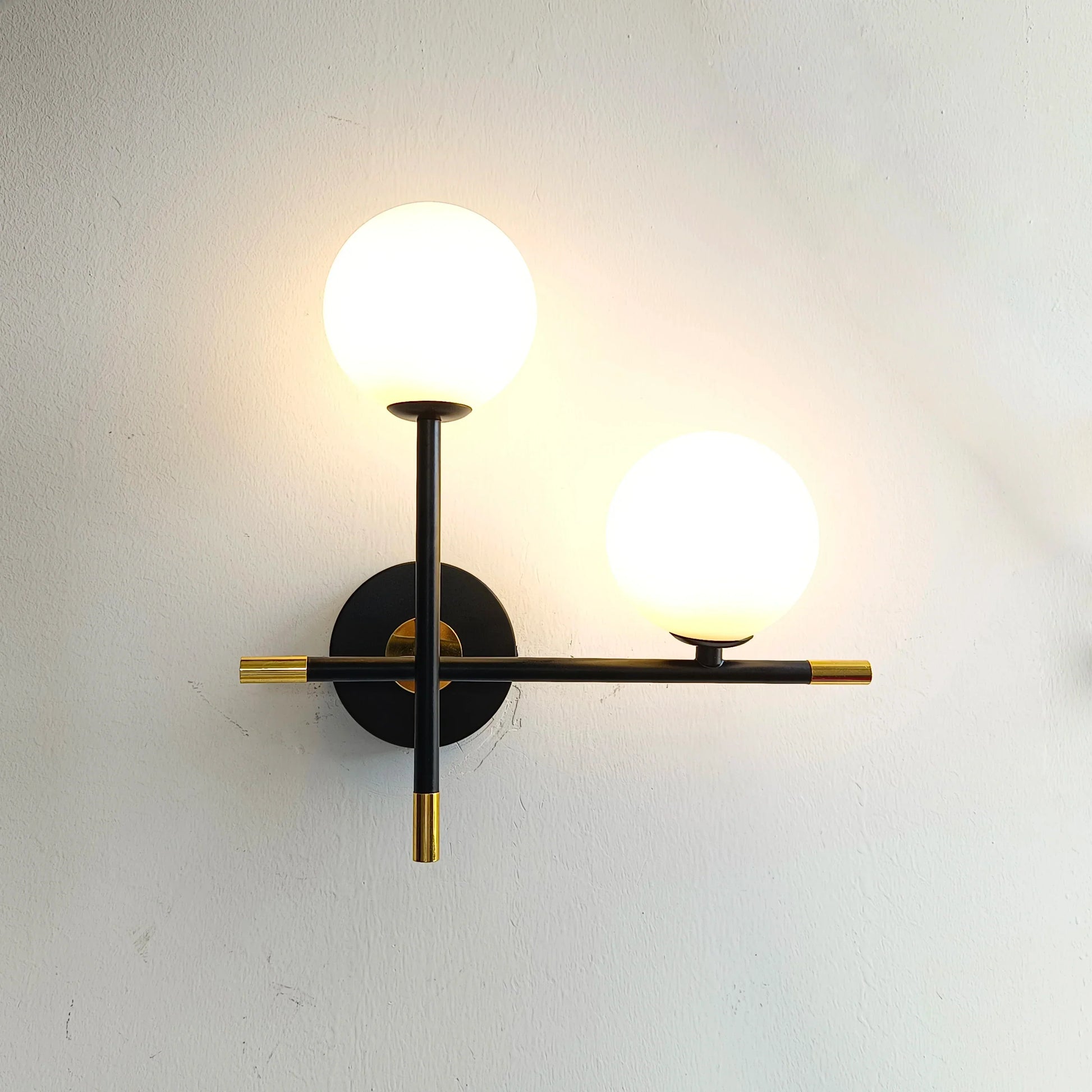SteelSphere | Double Glass Ball Wall Light4