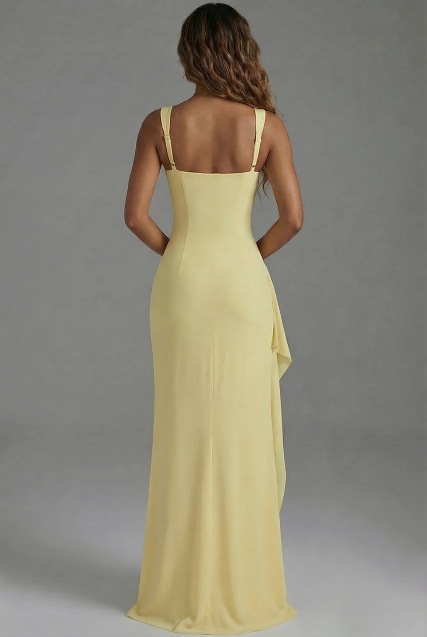 Tessara - Figure-Hugging Yellow Maxi Dress