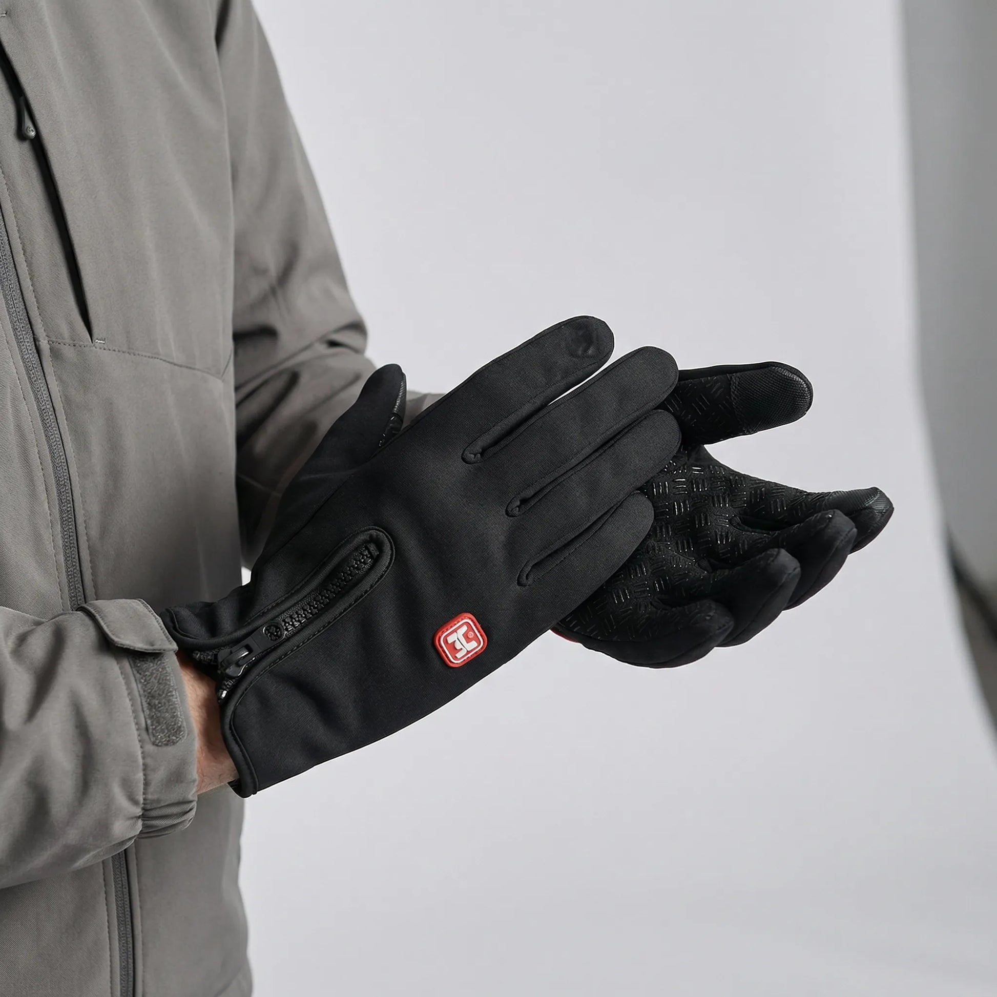ThermaGlide - USB Heated Winter Gloves
