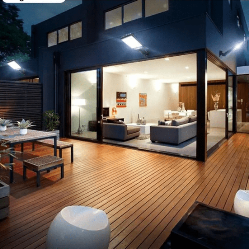 SolaraBeam | Solar Energy Outdoor Lamp with Motion Sensor