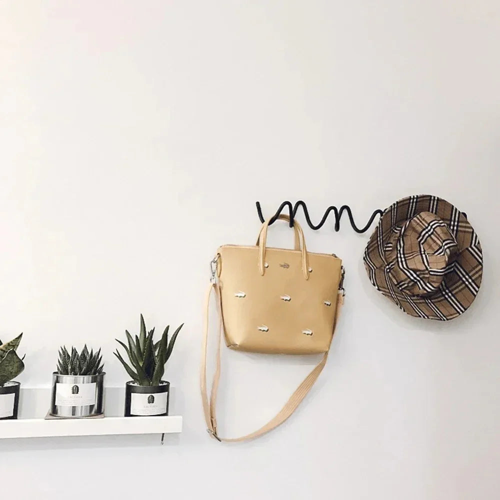 Undulux - Wave Shaped Wall Rack