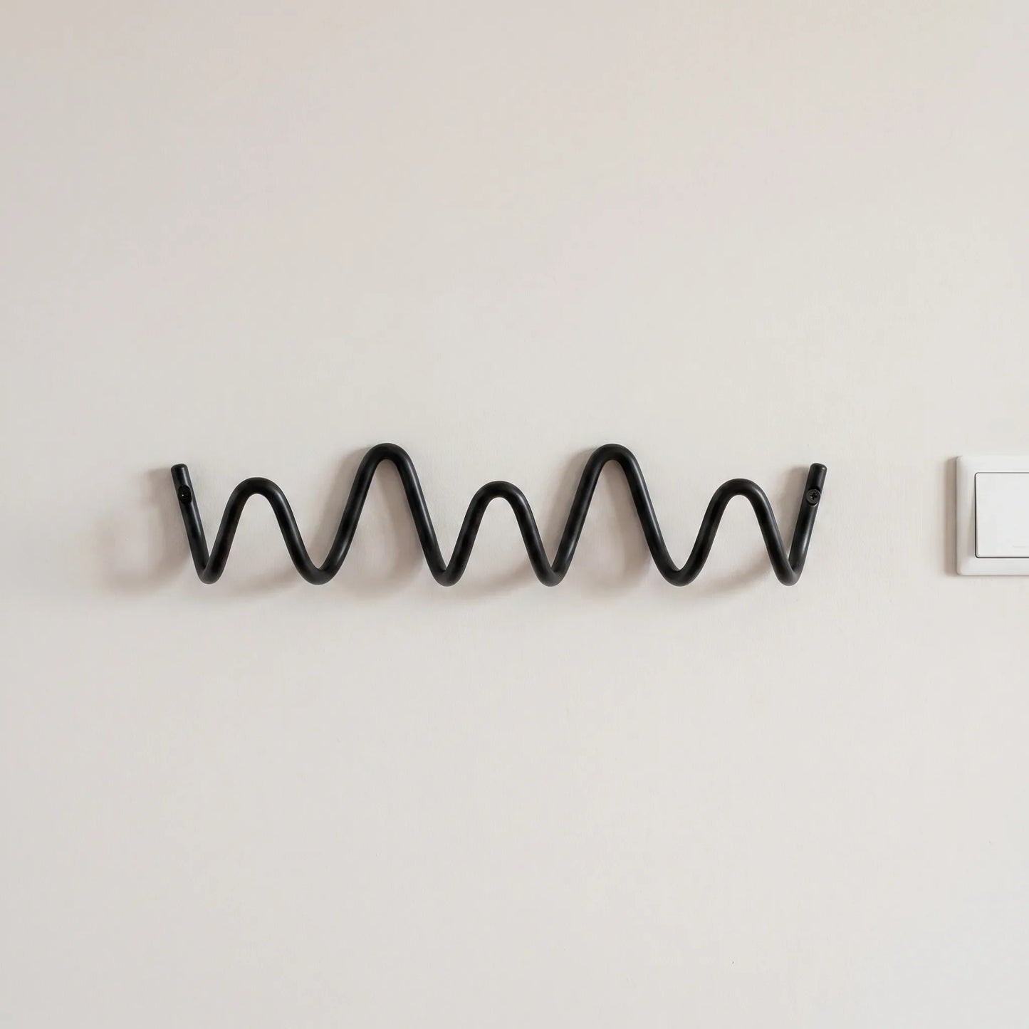 Undulux - Wave Shaped Wall Rack