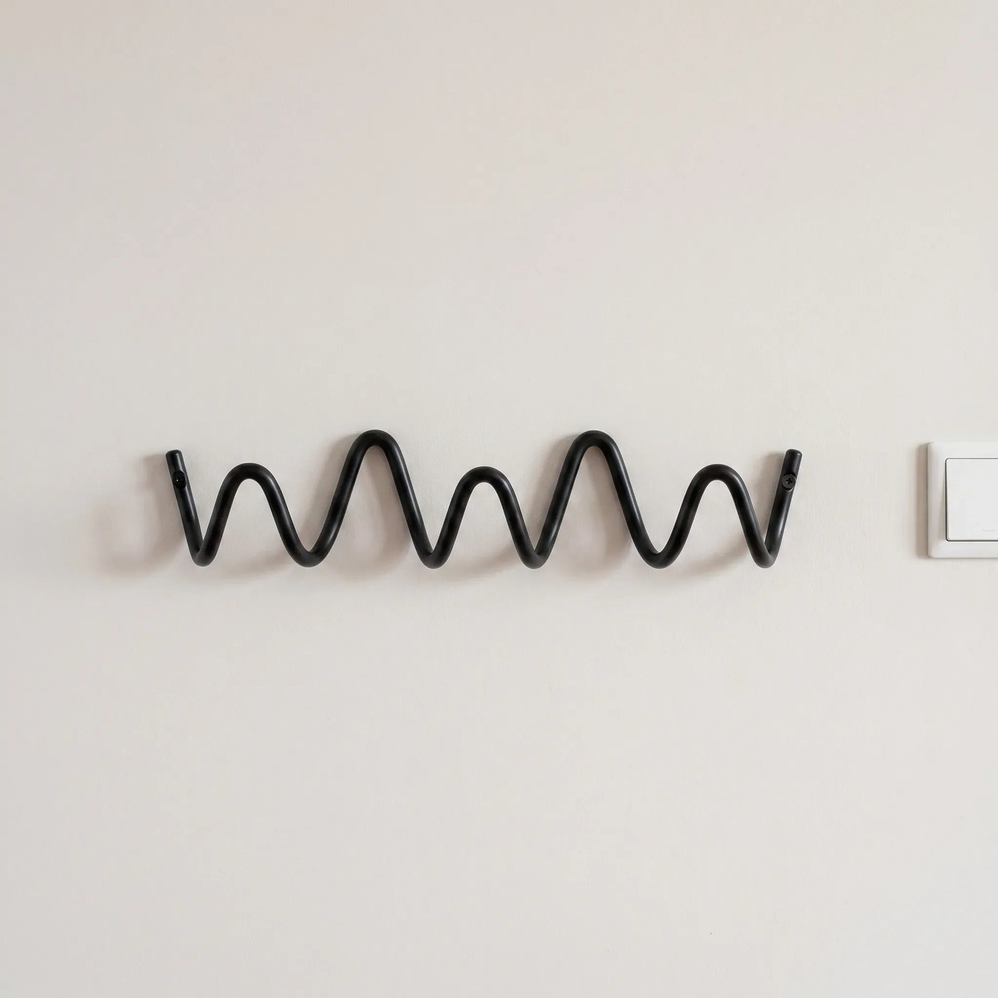 Undulux - Wave Shaped Wall Rack