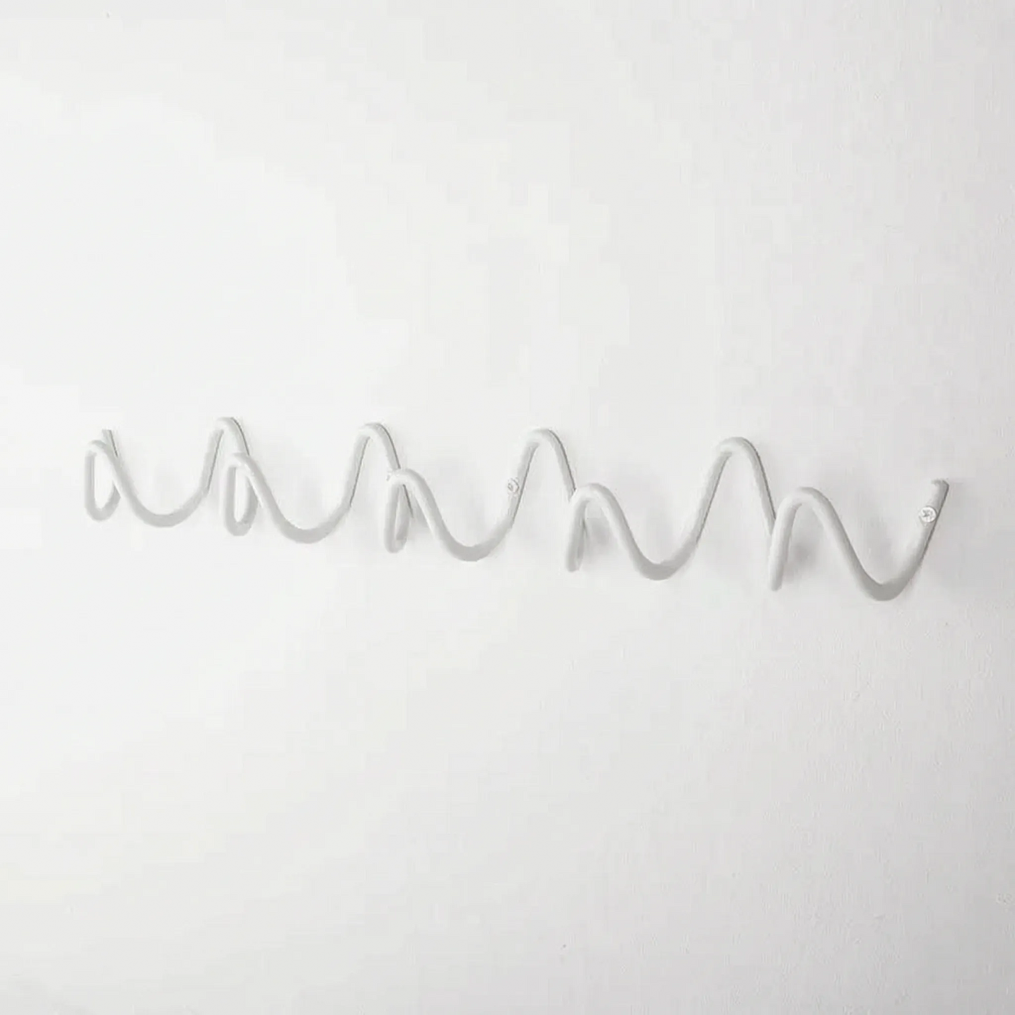 Undulux - Wave Shaped Wall Rack