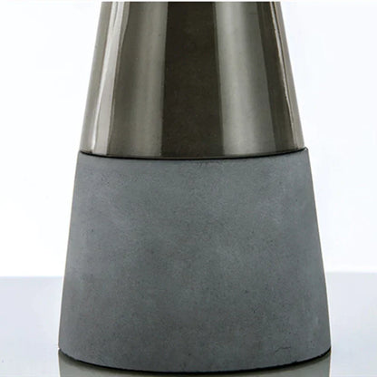 UrbanGleam | Industrial Table Lamp6