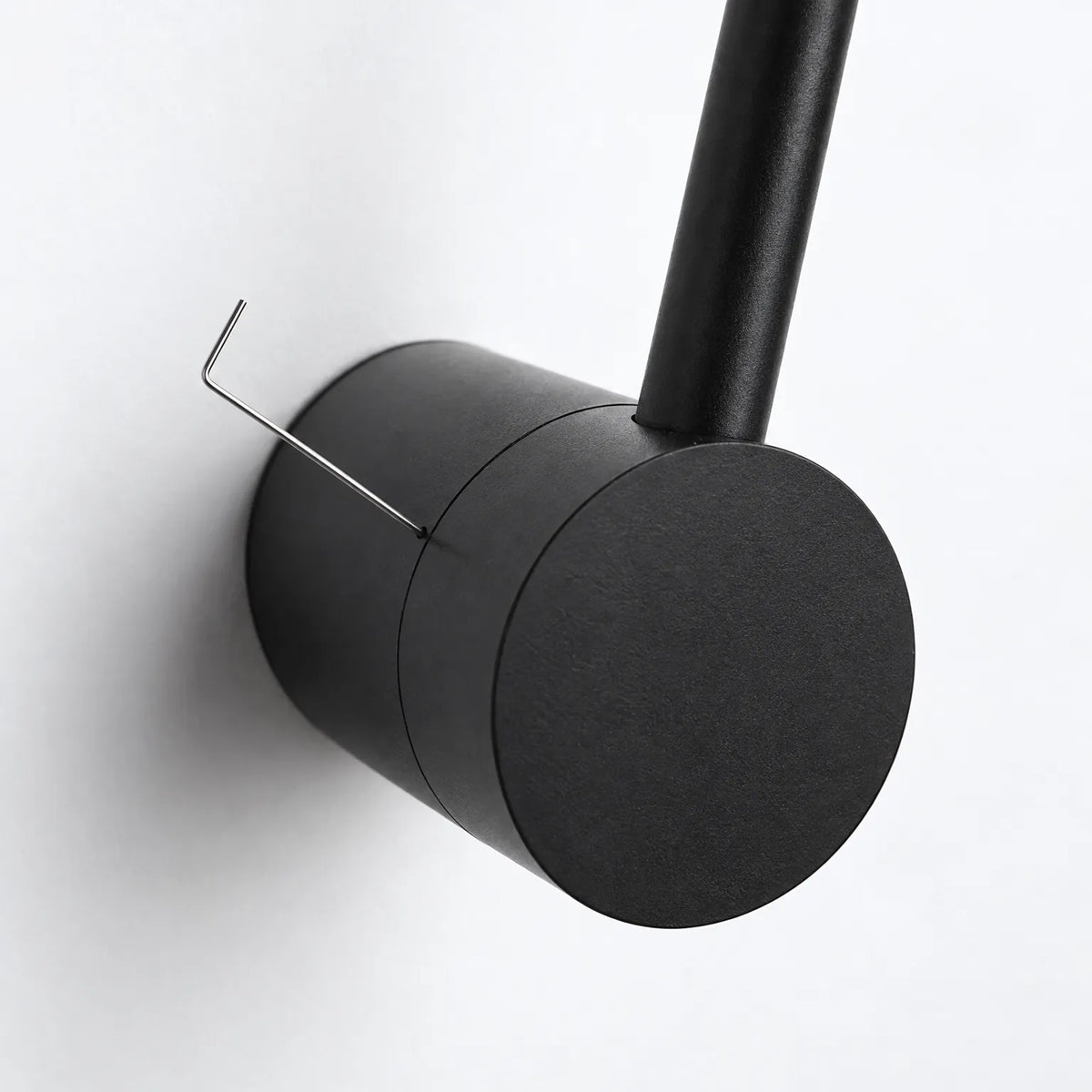 Vantig - Minimalist Linear LED Wall Sconce