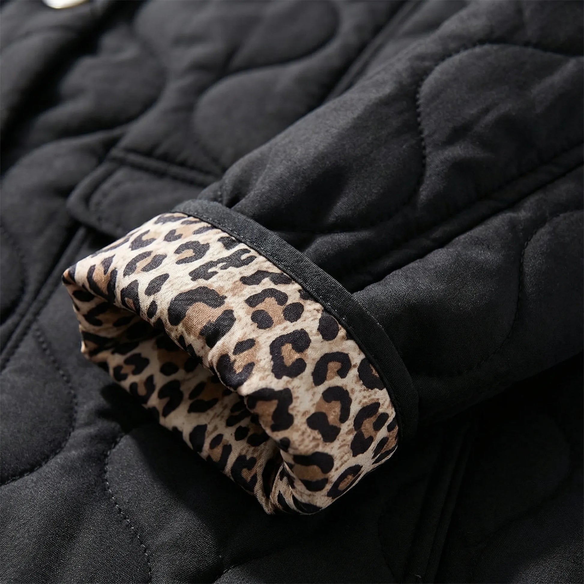 Veloraine - Quilted Short Jacket