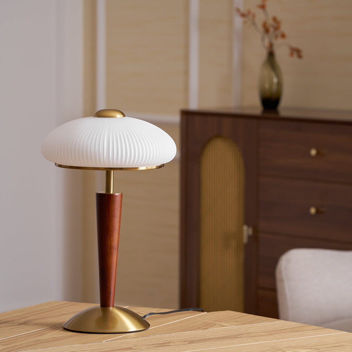 Veltura - Mid-Century Modern Table Lamp