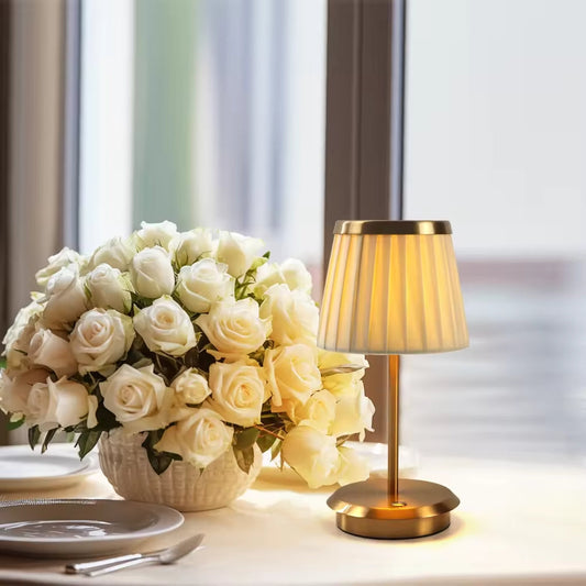 VintageGlow | Elegant Pleated Lamp1