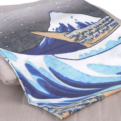 Wavara - Classic Japanese Wave Print Wall Tapestry