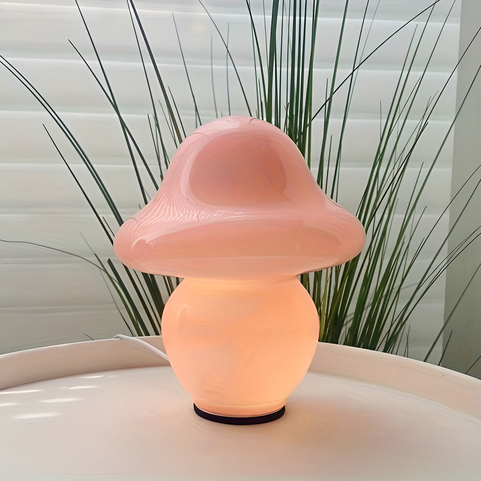 WhimsyLamp | Elegant mushroom-shaped lamp2