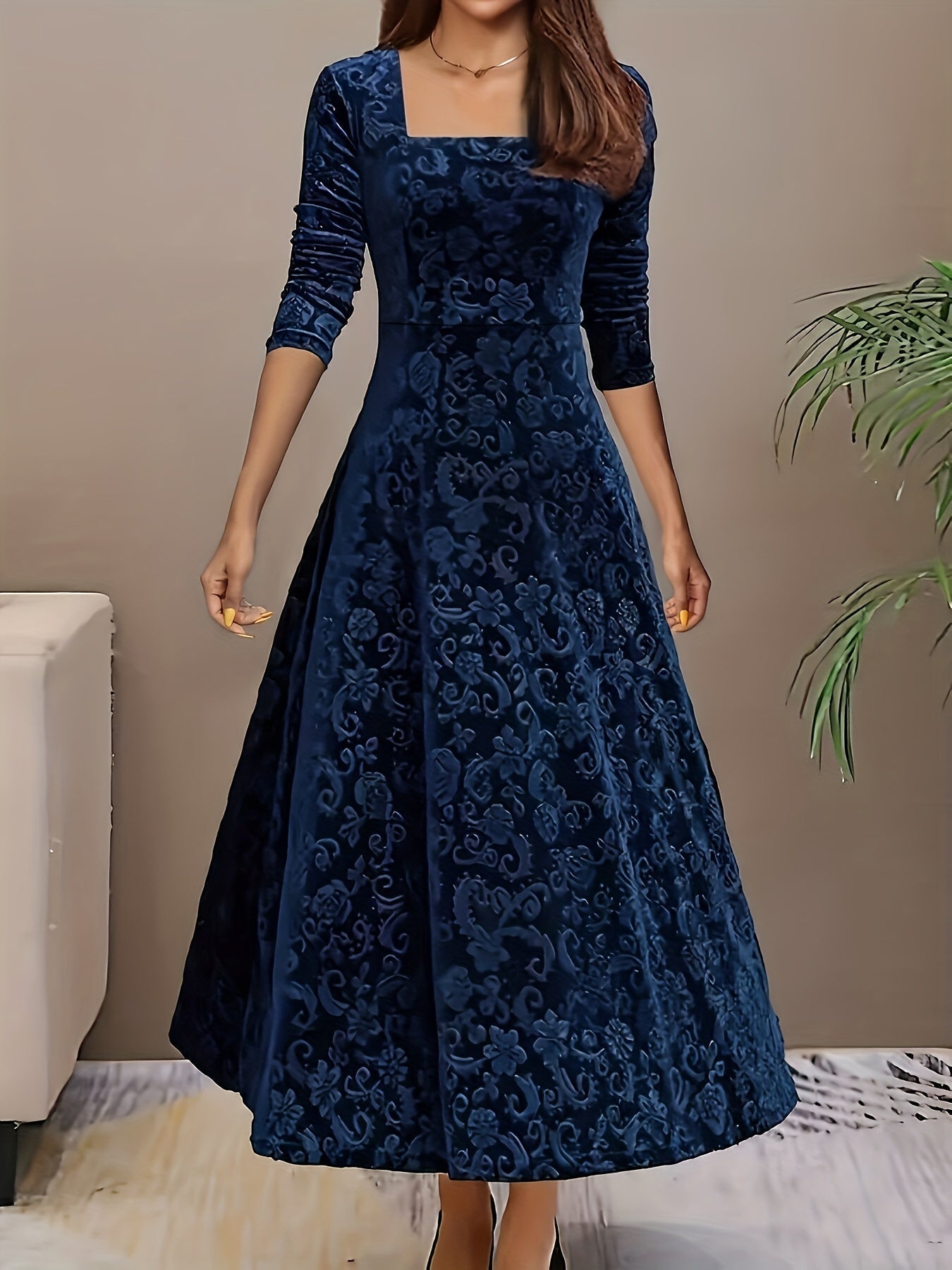 Isabella | Women's Cocktail Dress – Elegant Floral Velvet Design-4
