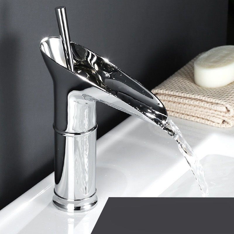 ElegantFlow | Luxurious Waterfall Faucet