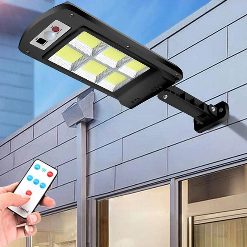SkyBright | Outdoor Solar LED Lamp