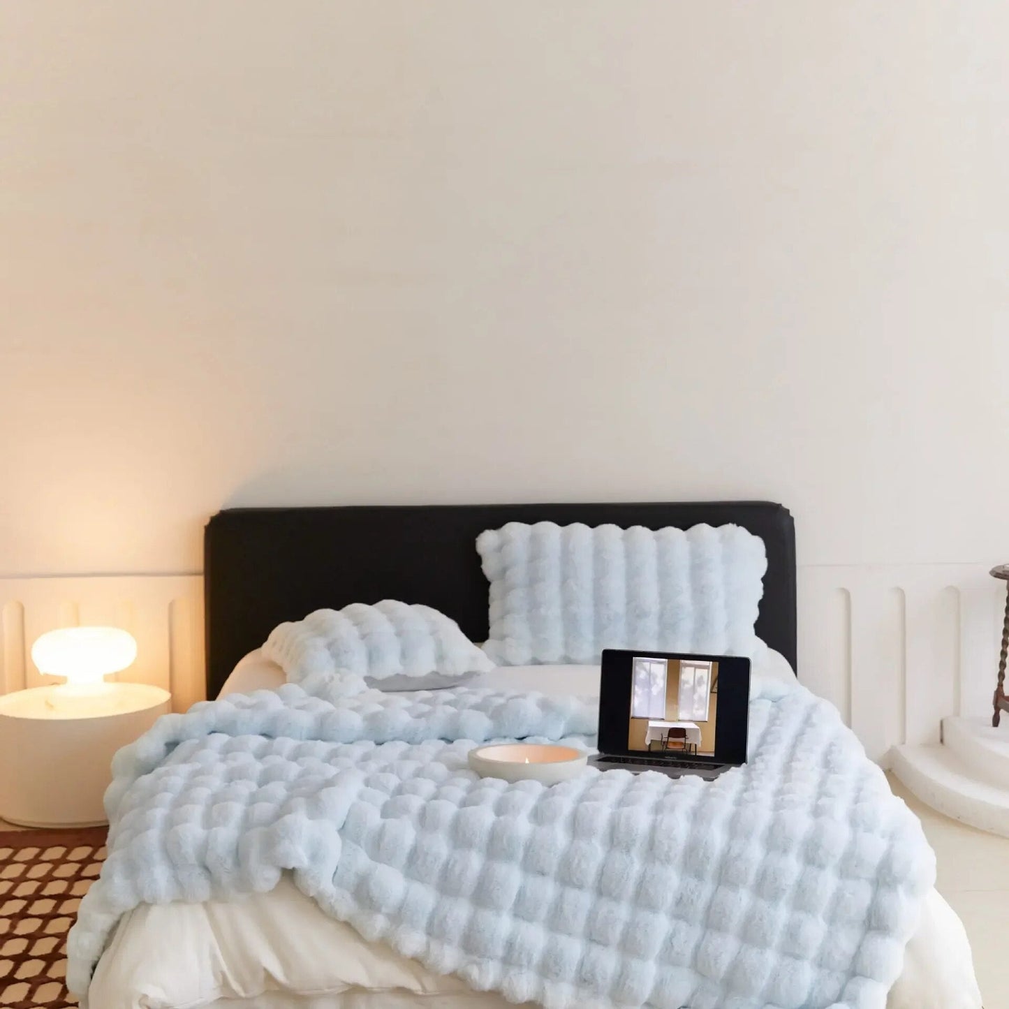 WarmWol | The Plush Blanket Everyone is Talking About