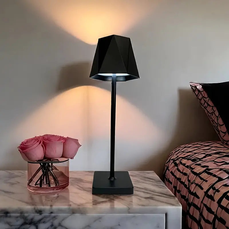 LuxeLumina | Luxury & Minimalist Dimmable Table Lamp