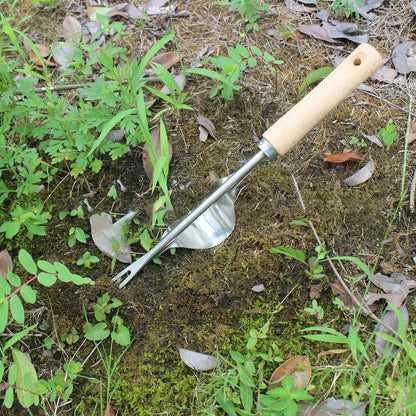 SoilSlice | V-Shaped Weeding Tool with Long Handle